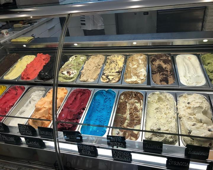 Eiscafé Gelatissimo